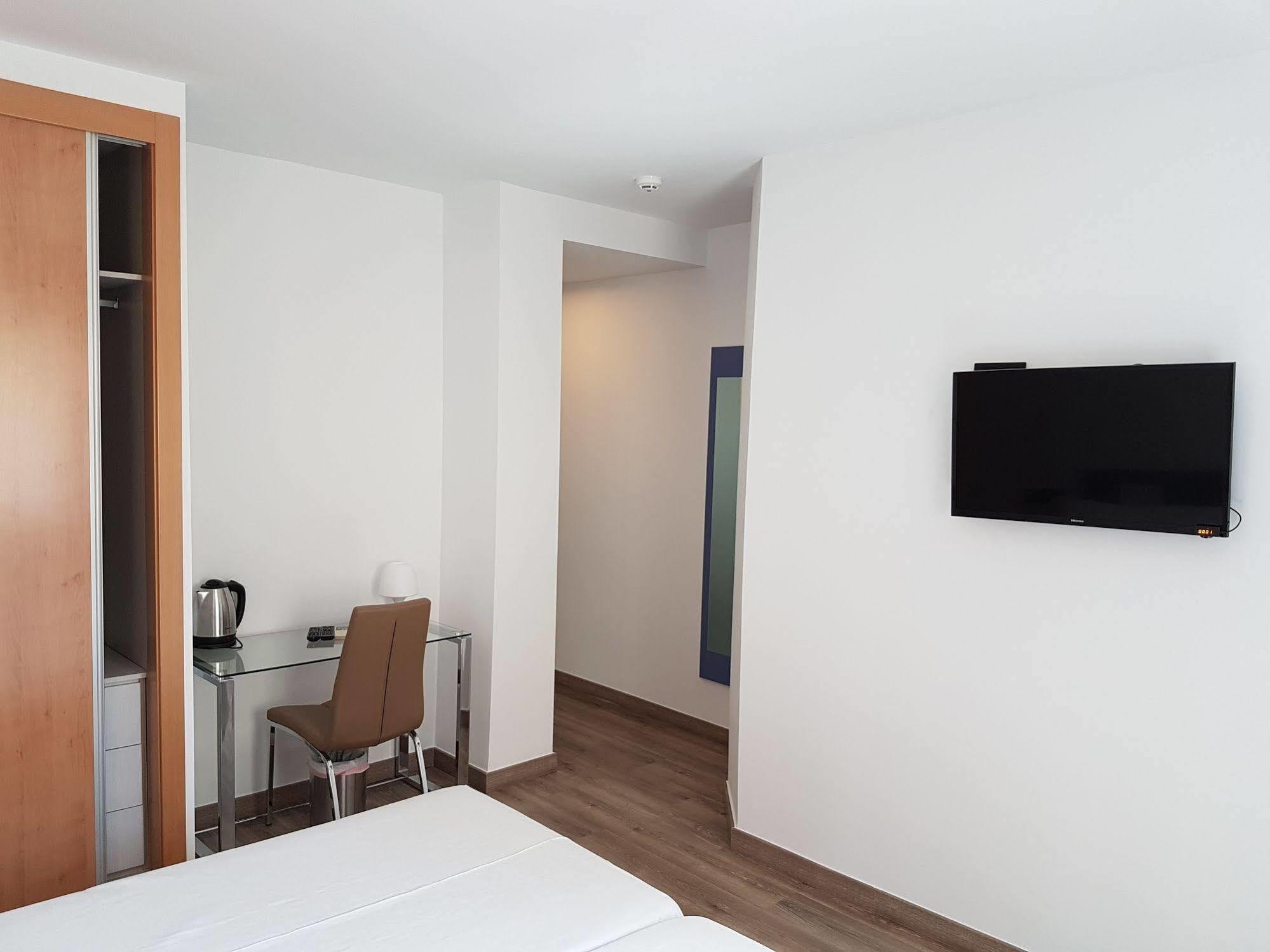 Hotel Moli Boutique ラルファス・デル・ピ エクステリア 写真